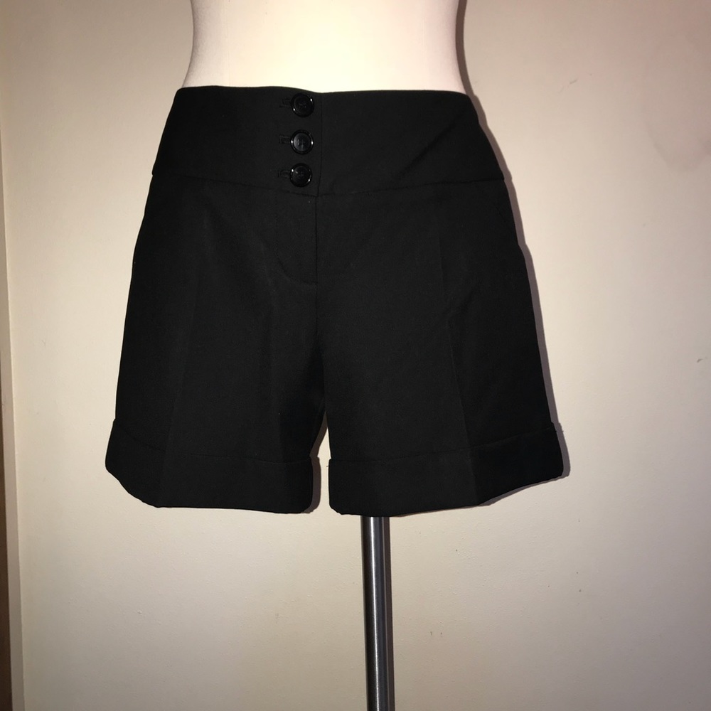 ⛔️SOLD⛔️The Limited Cassidy Shorts